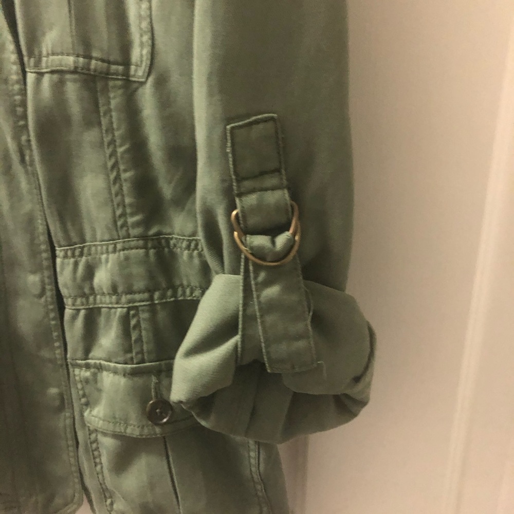 Jacket - Picture 3 of 4